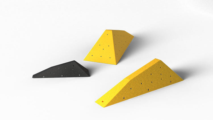 Drei viereckige Volumen der Enterprise Serie von Banana Volumes in schwarz und gelb.