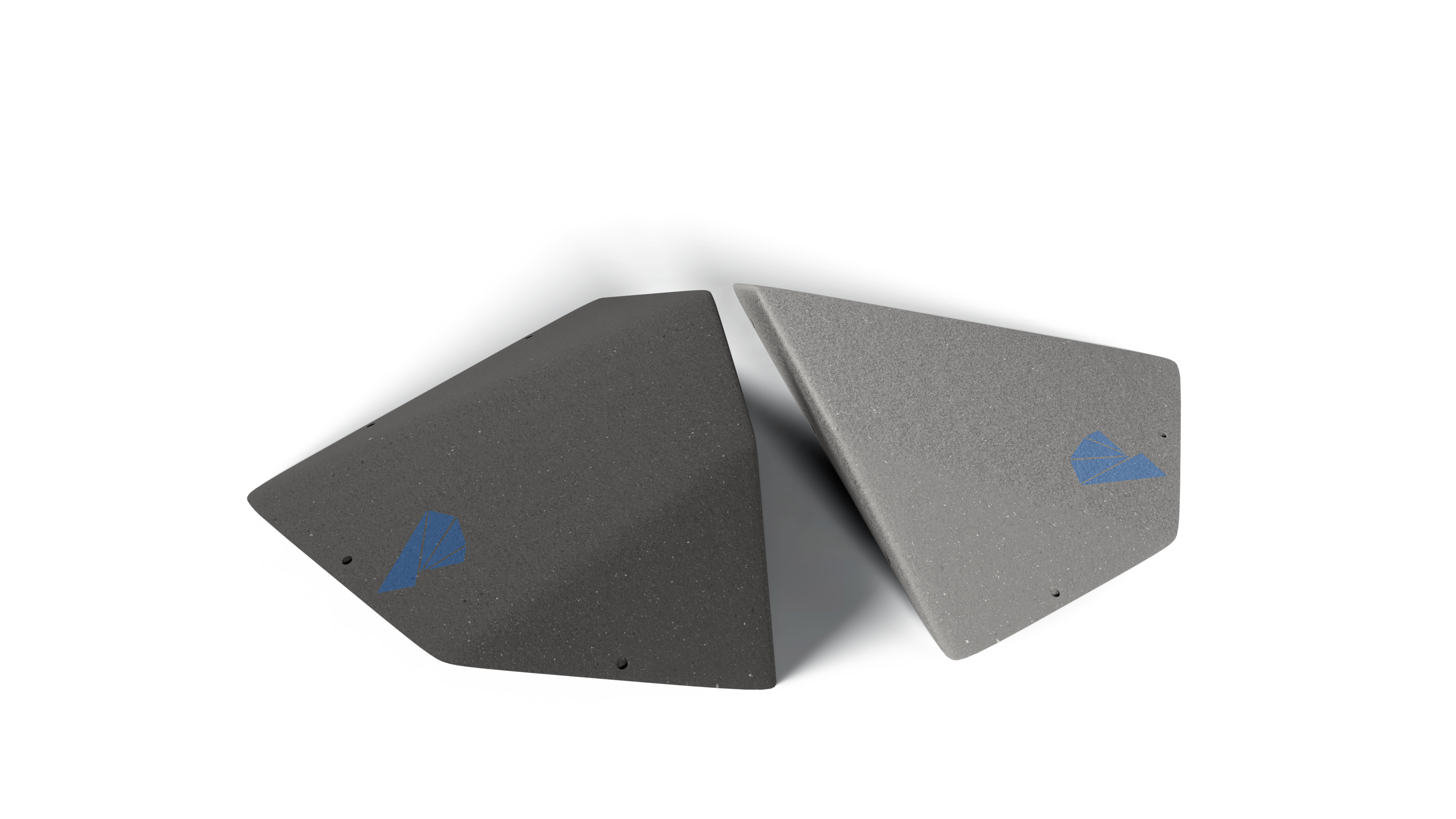 Zwei steile, viereckige Prisma Volumen von Banana Volumes in schwarz und grau.